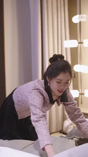 穿成恶毒女配每天被男主惦记（100集）快来看短剧