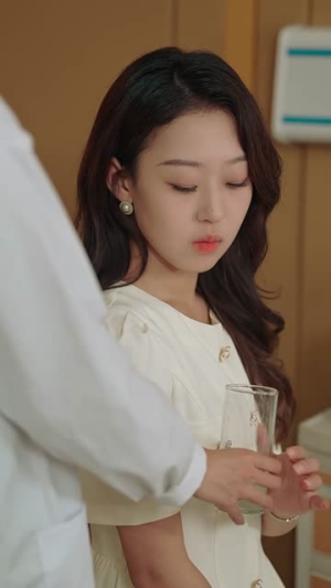 重生之追夫火葬场(35集) 重生之追夫火葬场(35集)红果免费短剧