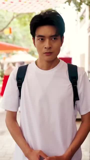 我能来回穿梭女儿国（83集）精彩短剧天天看