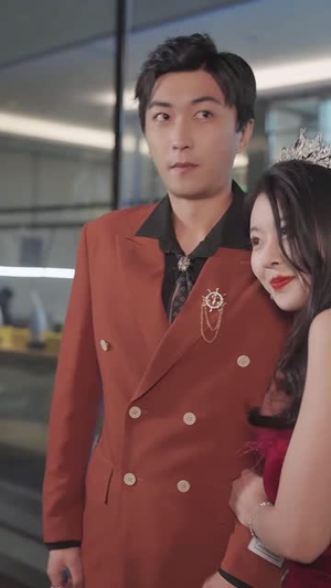 被偷听心声全城美女爱上我 （82集）热门短剧看不停