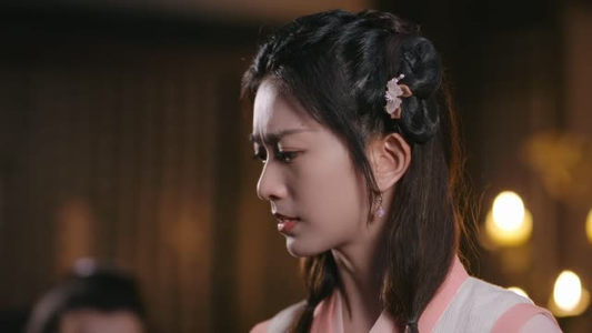 初颜（30集）最火短剧推荐