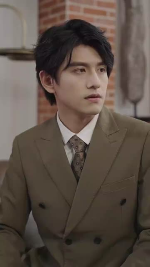 间谍保姆竟是豪门太太（80集）热门短剧抢先