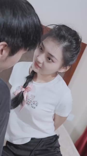 拥她入怀(64集) 拥她入怀(64集)免费观看完整版