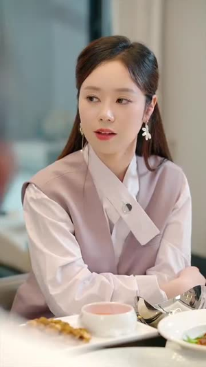 晚风遇见你（78集）民国短剧推荐