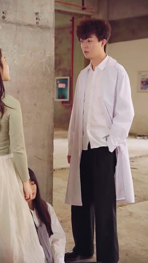 离婚后,她转身嫁给了千亿总裁(104集) 离婚后,她转身嫁给了千亿总裁(104集)最新热门短剧