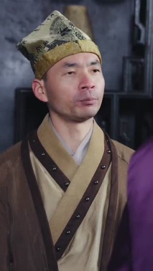 女帝要选妃我誓不做男宠(80集) 女帝要选妃我誓不做男宠(80集)短剧精彩推荐