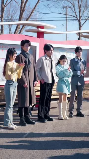 家人们读我心声后人设崩塌(70集) 家人们读我心声后人设崩塌(70集)精彩不断免费看