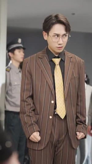 神医你也敢裁（28集）短剧热门合集