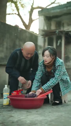 小锦鲤之我给全家送福气(72集) 小锦鲤之我给全家送福气(72集)最近很火的短剧