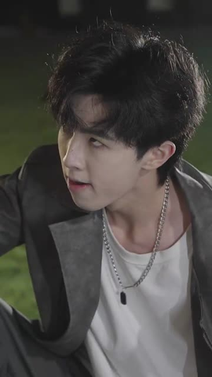 天降外挂式监护人(30集) 天降外挂式监护人(30集) 看到大结局