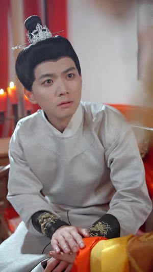 凤山行凤鸣孤月满星辰(65集) 凤山行凤鸣孤月满星辰(65集) 真的太好看了