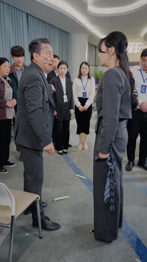 山鸡不是凤凰（52集）免费版