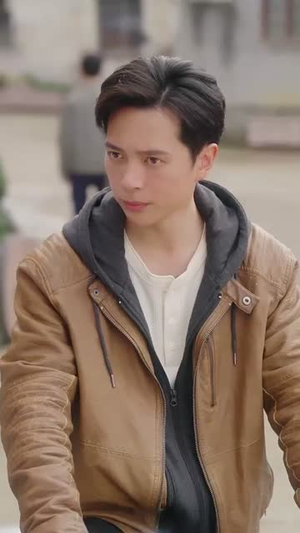 七零涅槃刺槐与锦年(101集) 七零涅槃刺槐与锦年(101集)古代短剧推荐