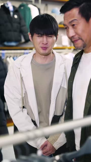 老爸装穷二十年摊牌了（58集）男频短剧推荐