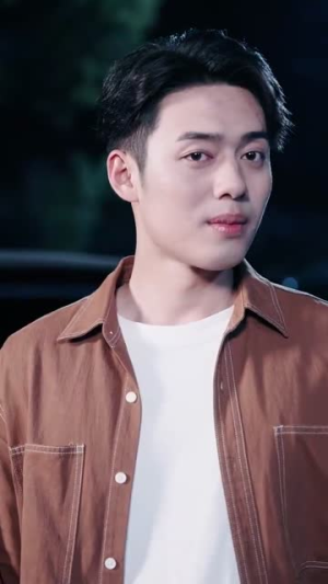 我在现代却捡到修仙功法(105集) 我在现代却捡到修仙功法(105集)女主角是谁