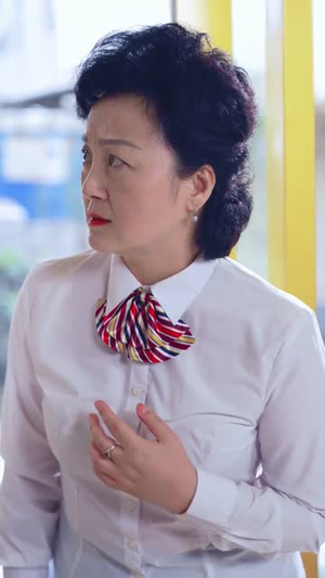 我的手机能预知未来(82集)分享好看短剧