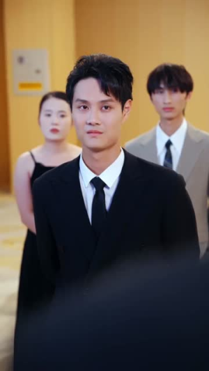 重生后我纵横股市(123集) 重生后我纵横股市(123集)热门短剧看不停