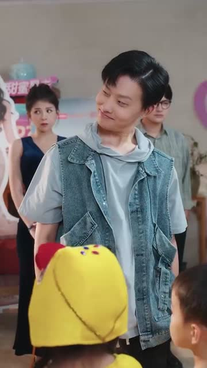 反套路恋综顶流小花难招架（80集）古装短剧推荐