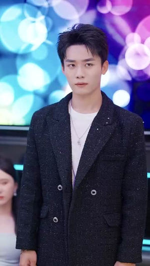 拒给校花买单系统奖励我自己花（105集）每天短剧分享