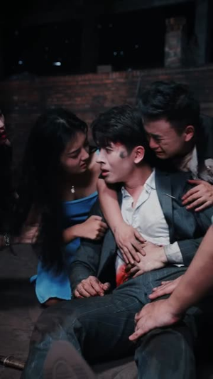 白金瞳（57集）爆火短剧推荐