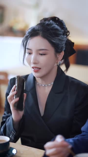 下山即巅峰：七个师姐超护短(80集) 火爆短剧来袭