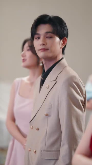 玫瑰于灰烬中重绽 (65集) 全集在线看