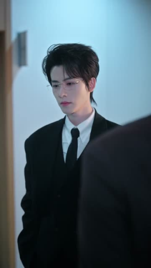 越夜越野（74集）热门短剧大全